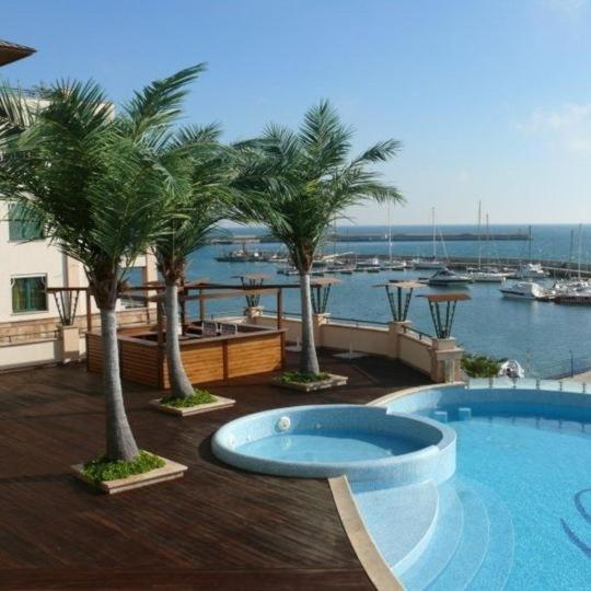 Privat Apartament Marina City Balchik Exterior photo